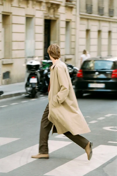 Look 14